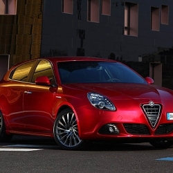 Alfa Romeo prodaja 2015. u padu na glavnim tržištima